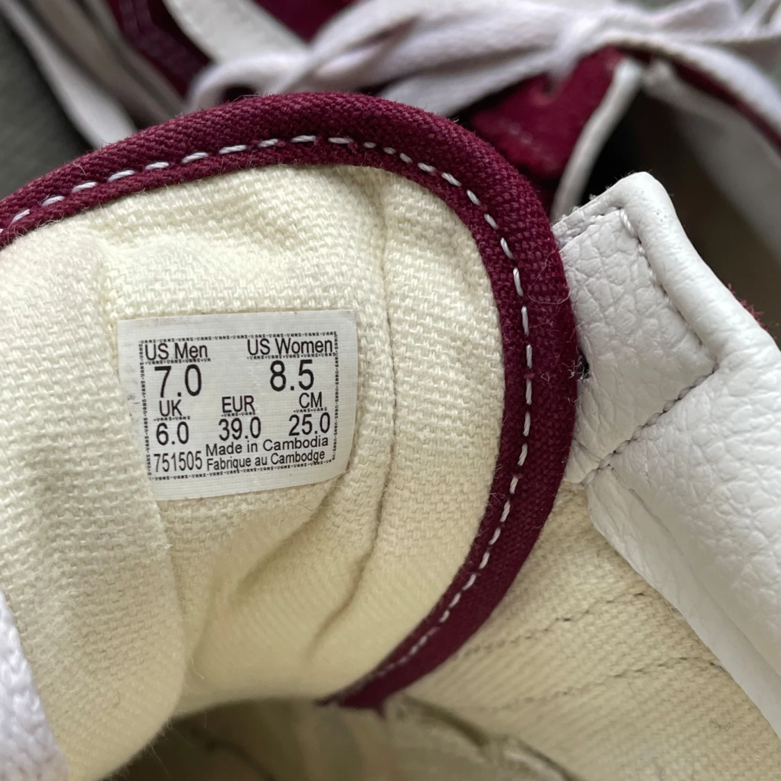 Vinröda vans skor - 3