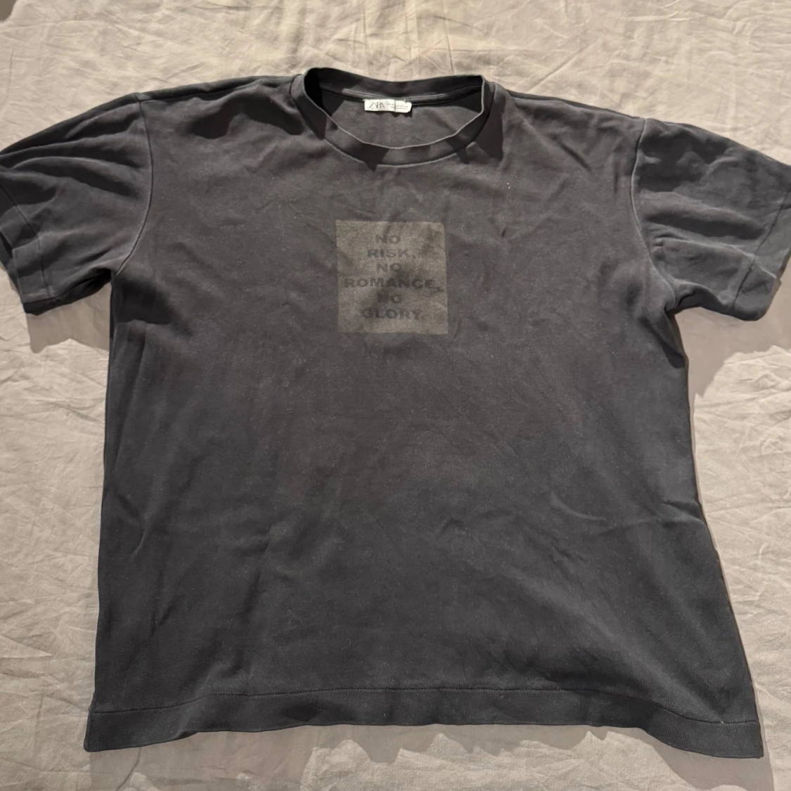 Svart t-shirt från Zara