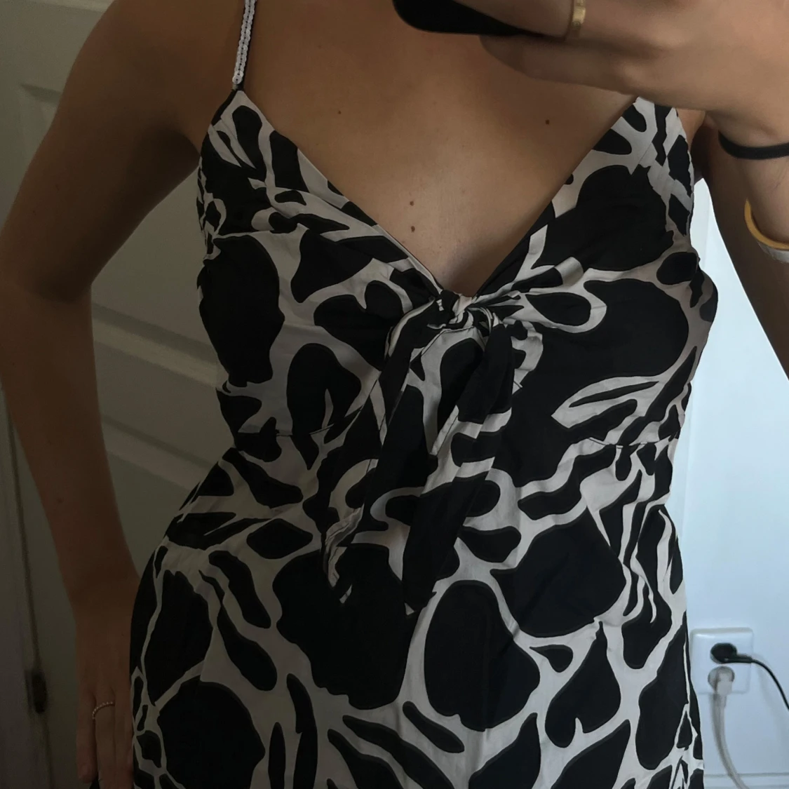 Svartvit mönstrad linnetopp - 1