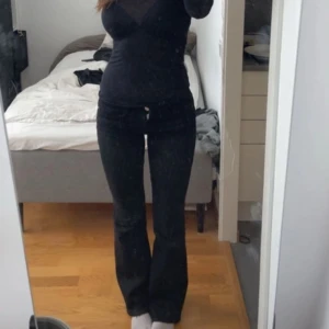 Only jeans - Only jeans, köpta second hand men dom var för korta för mig (lånad bild från förra säljaren) midjemått: ca 36cm tvärs över, imnerbenlängd: ca 68cm
