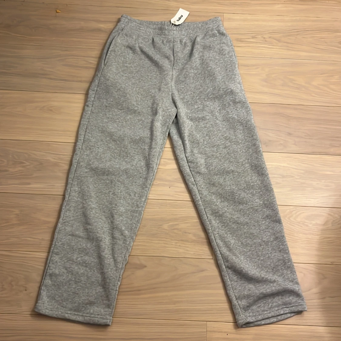 Grå mjukisbyxor från Oukku