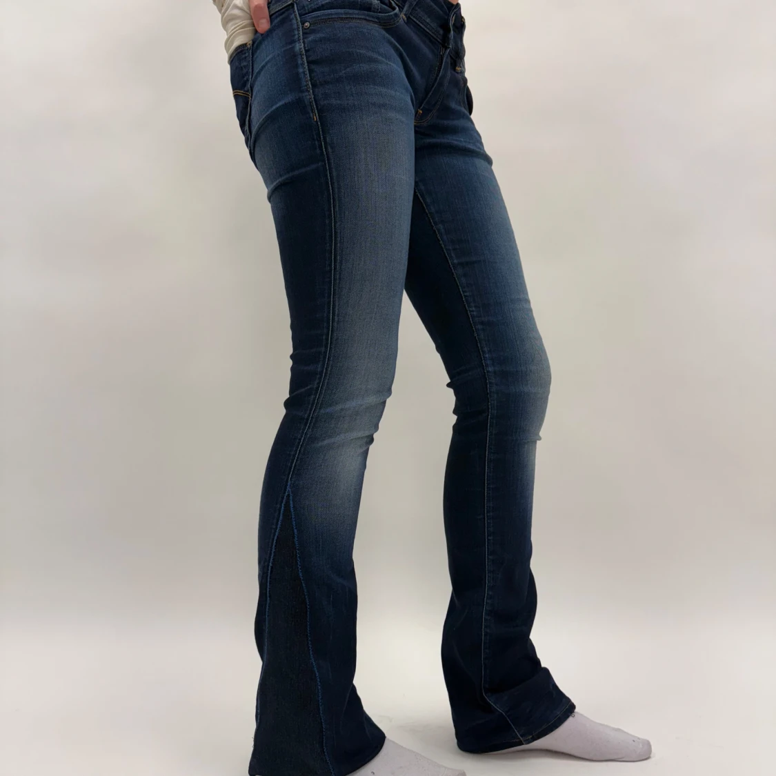 Mörkblå bootcut jeans - 3