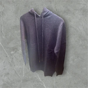 Merinoull hoodie  - Tja! säljer nu denna as feta ljusblåa merinoulls hoodien som aldrig har använts. Kvaliteten är extremt bra och materialet är väldigt mjukt. Storlek S så passar mellan 163-175 cm ungefär. Skirv om ni har några funderingar etc! 