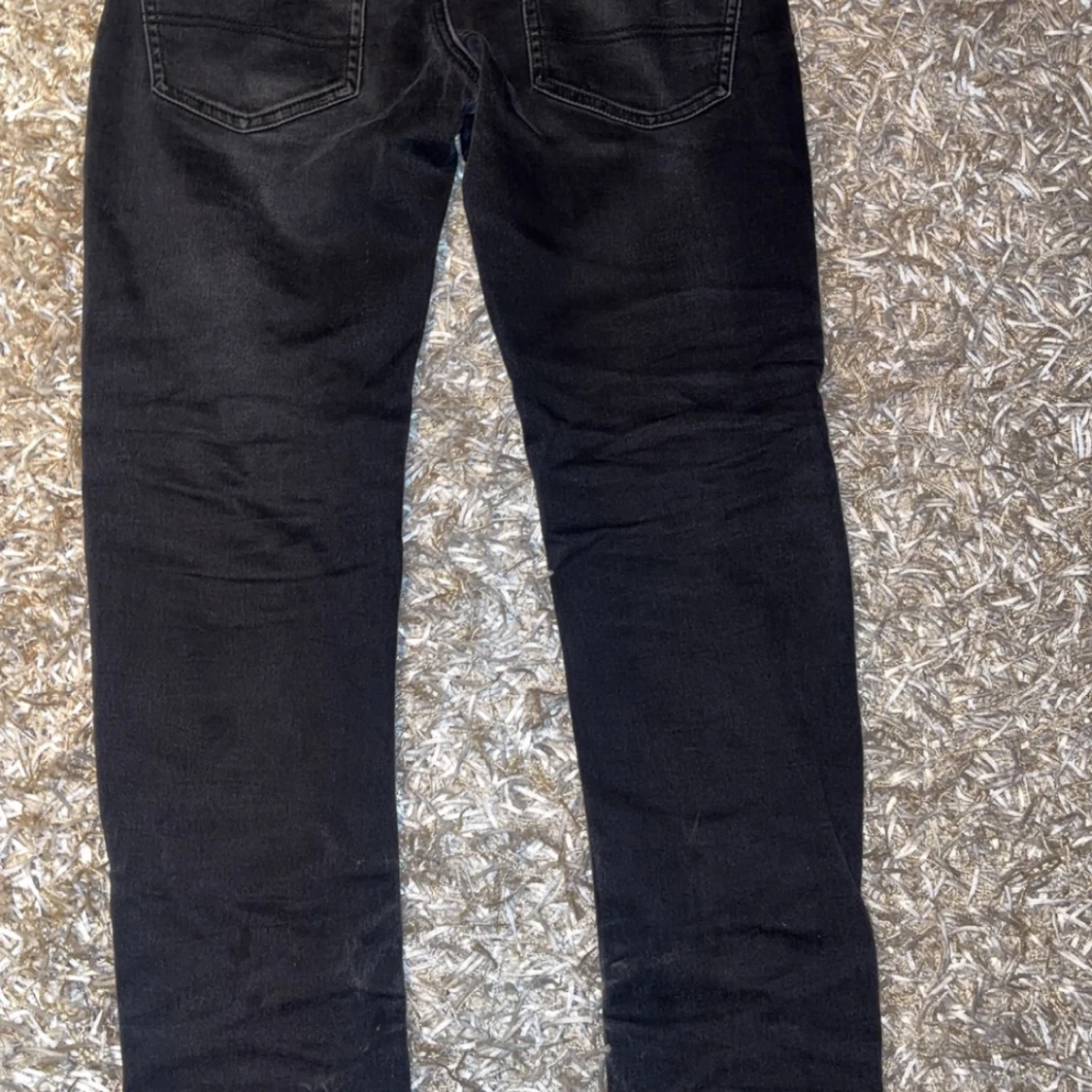 Svarta jeansbyxor - 2