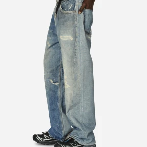 Our legacy third cut digital print - Riktigt snygga our legacy third cut digital prints i storlek 32. Slitna litna längst ner och lite smutsiga på vissa ställen, bara inte orkat tvätta dem då handtvätt är bäst. Hör av dig om du vill ha fler bilder eller har några funderingar!