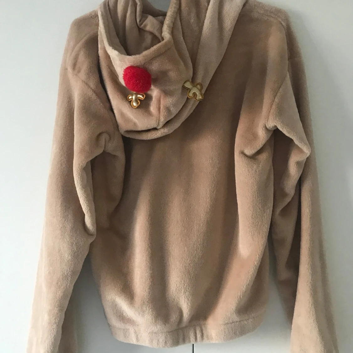 Beige hoodie från Kappahl - 1