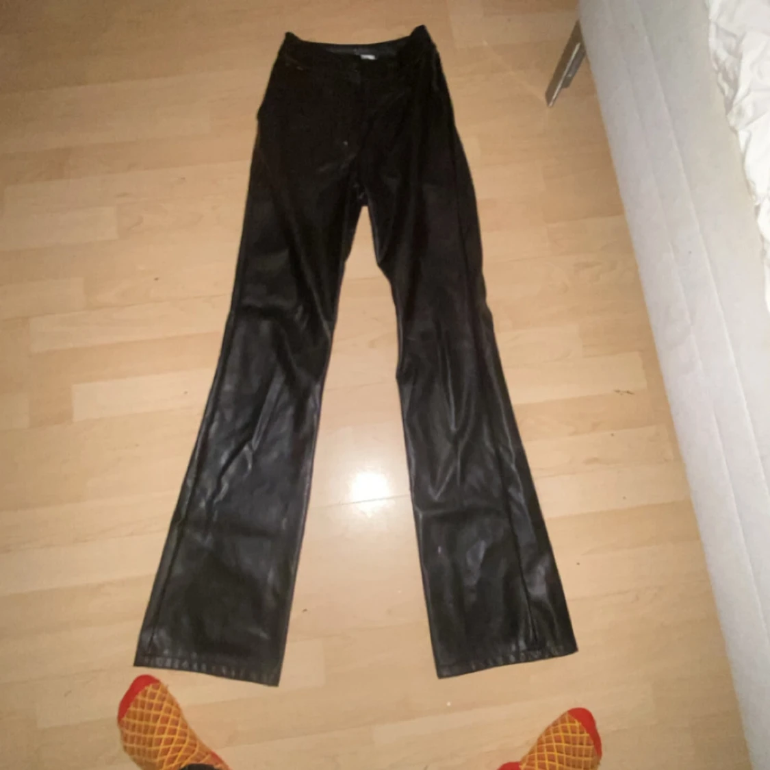 Svarta skinnbyxor från Madlady - 4