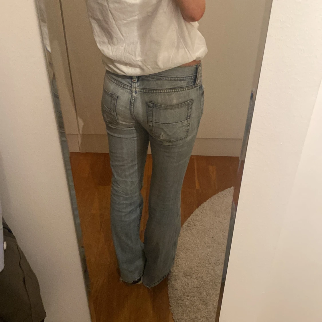 Ljusblå bootcut jeans - 1