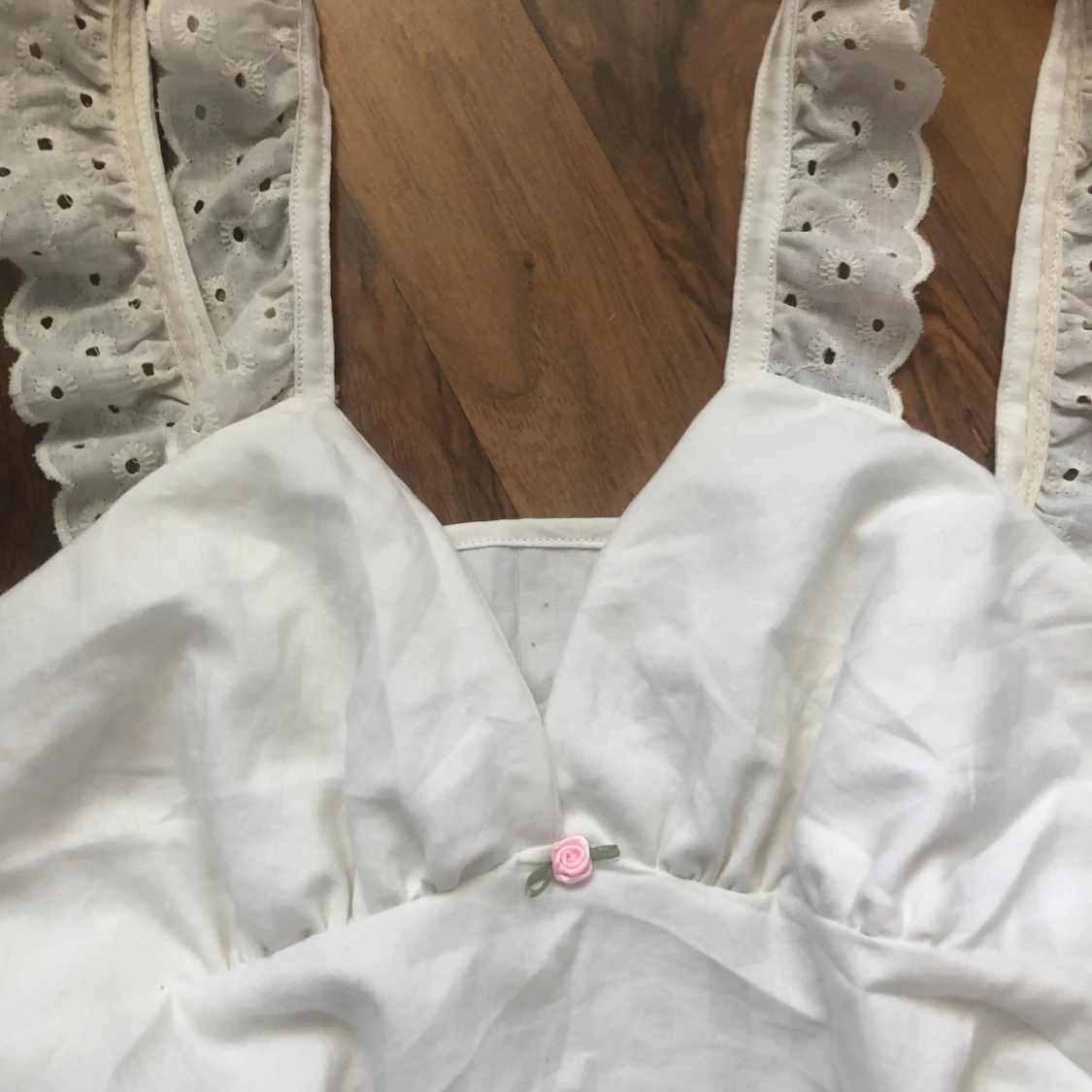 Vit linnetopp🌷 - 1