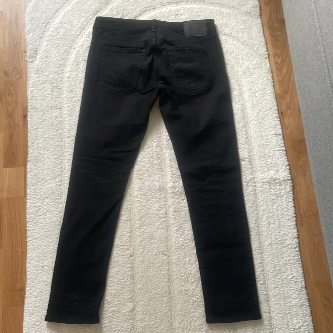 Svarta Jack Jones jeans - 1