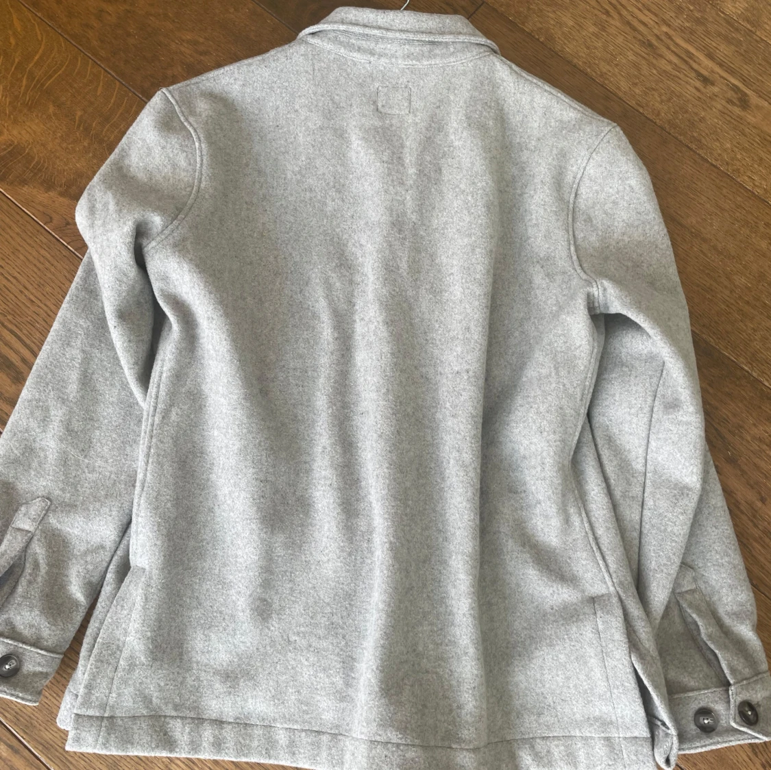 Ljusgrå ulljacka från John Henric - 3