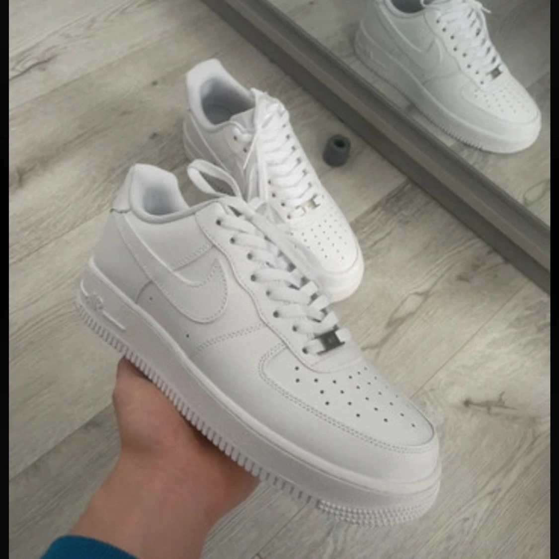 Nike Air Force 1 vita sneakers strl 44