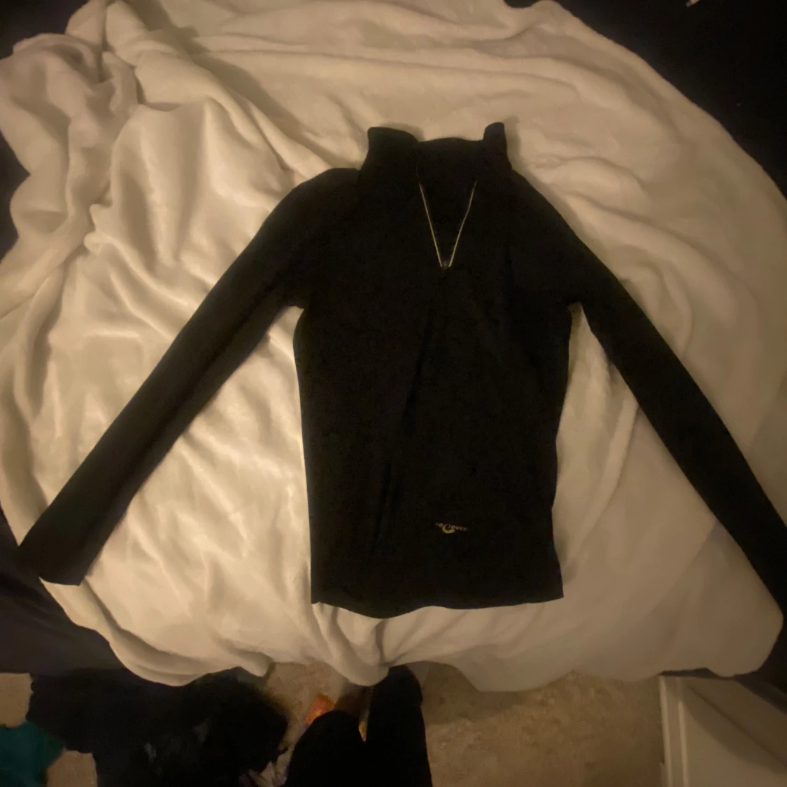 Svart långärmad träningströja från Pro Touch