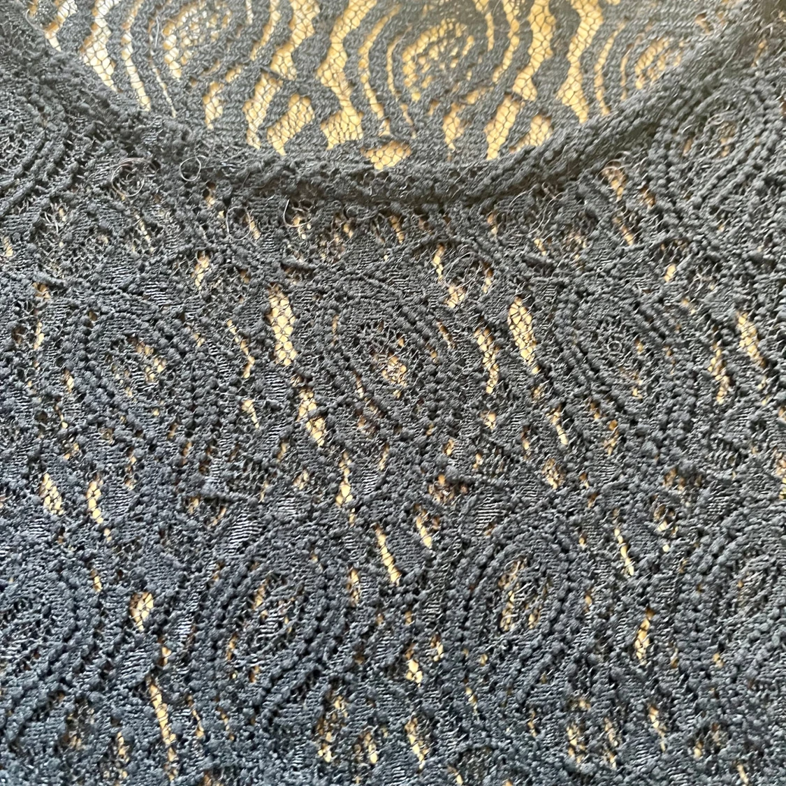 Svart spetspeplum från Only, Jacqueline de Yong - 1