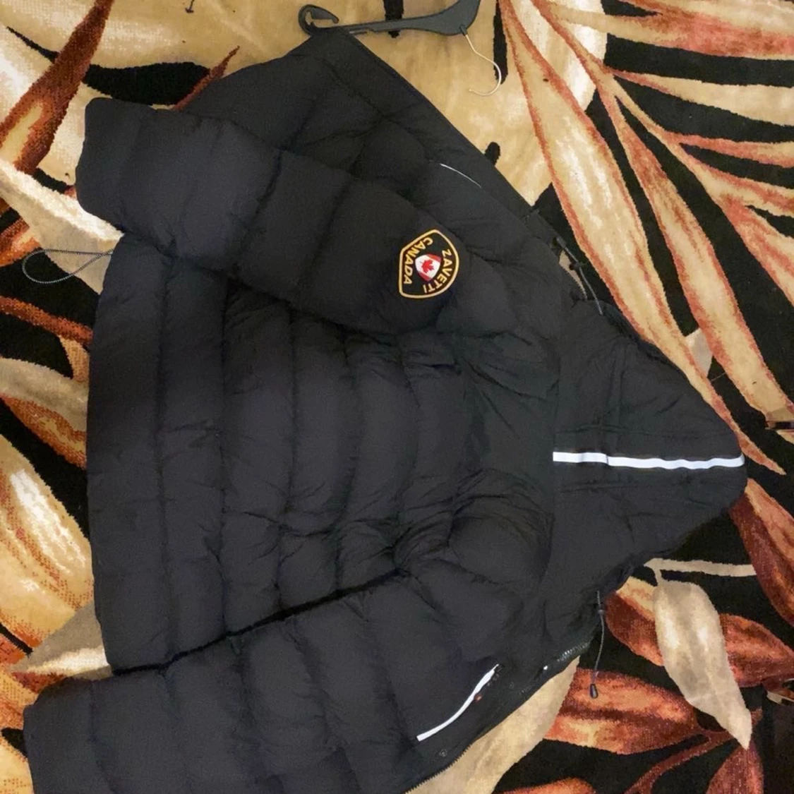 Svart pufferjacka från Zavetti Canada - 3