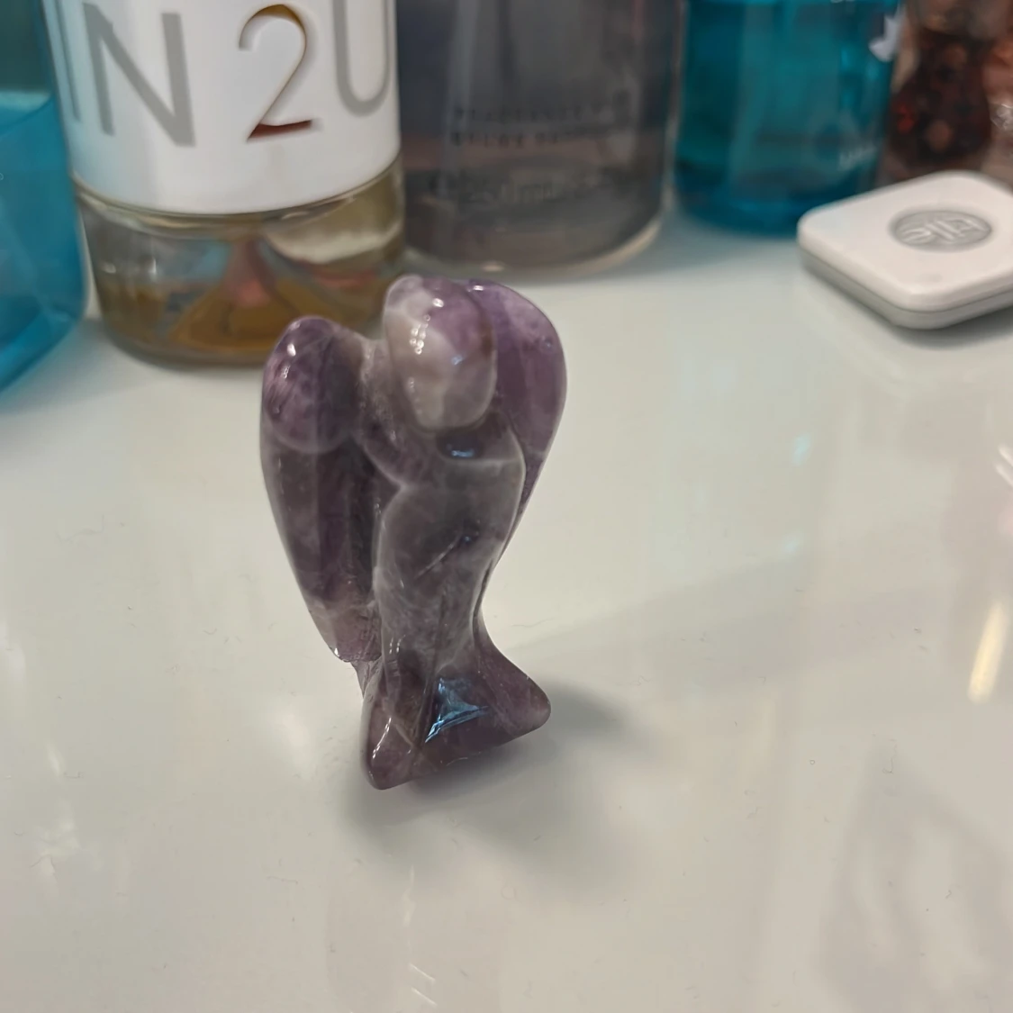 Amethyst i Ă€ngel form đ