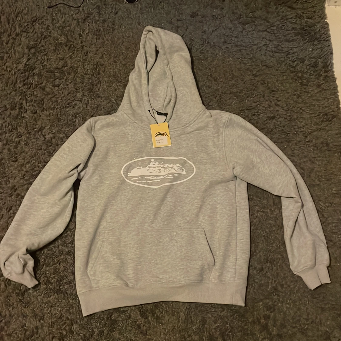 Grå corteiz hoodie