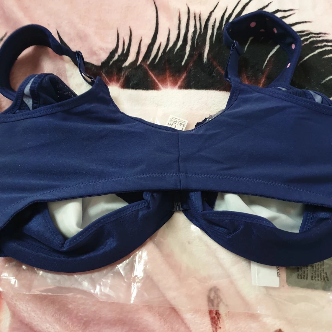 Mörkblå prickig bh från Glamorise - 3