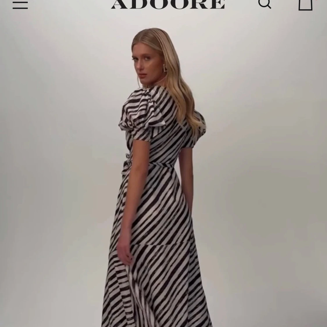 Randig omlottklänning från Adoore - 2