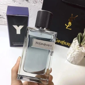 Yves Saint Laurent parfymflaskor - Nya parfymer, bra pris vid köp av flera kan lösas. Kan mötas upp men även fraktas.