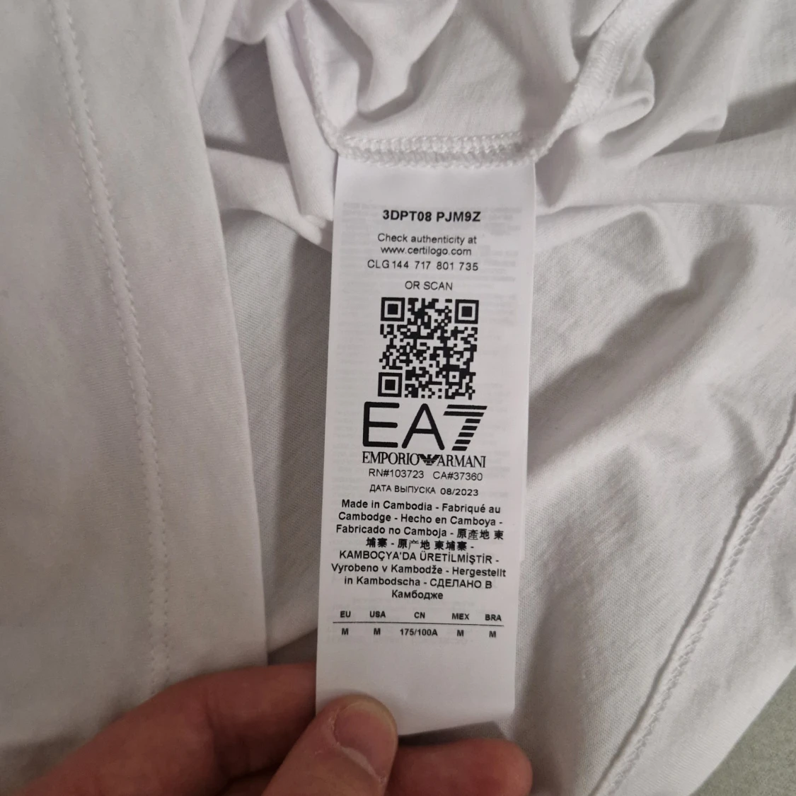 Vit t-shirt från Emporio Armani EA7 - 3