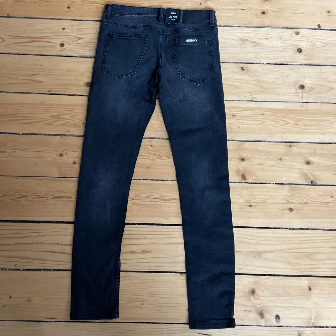 Svarta skinny jeans från FSBN - 1