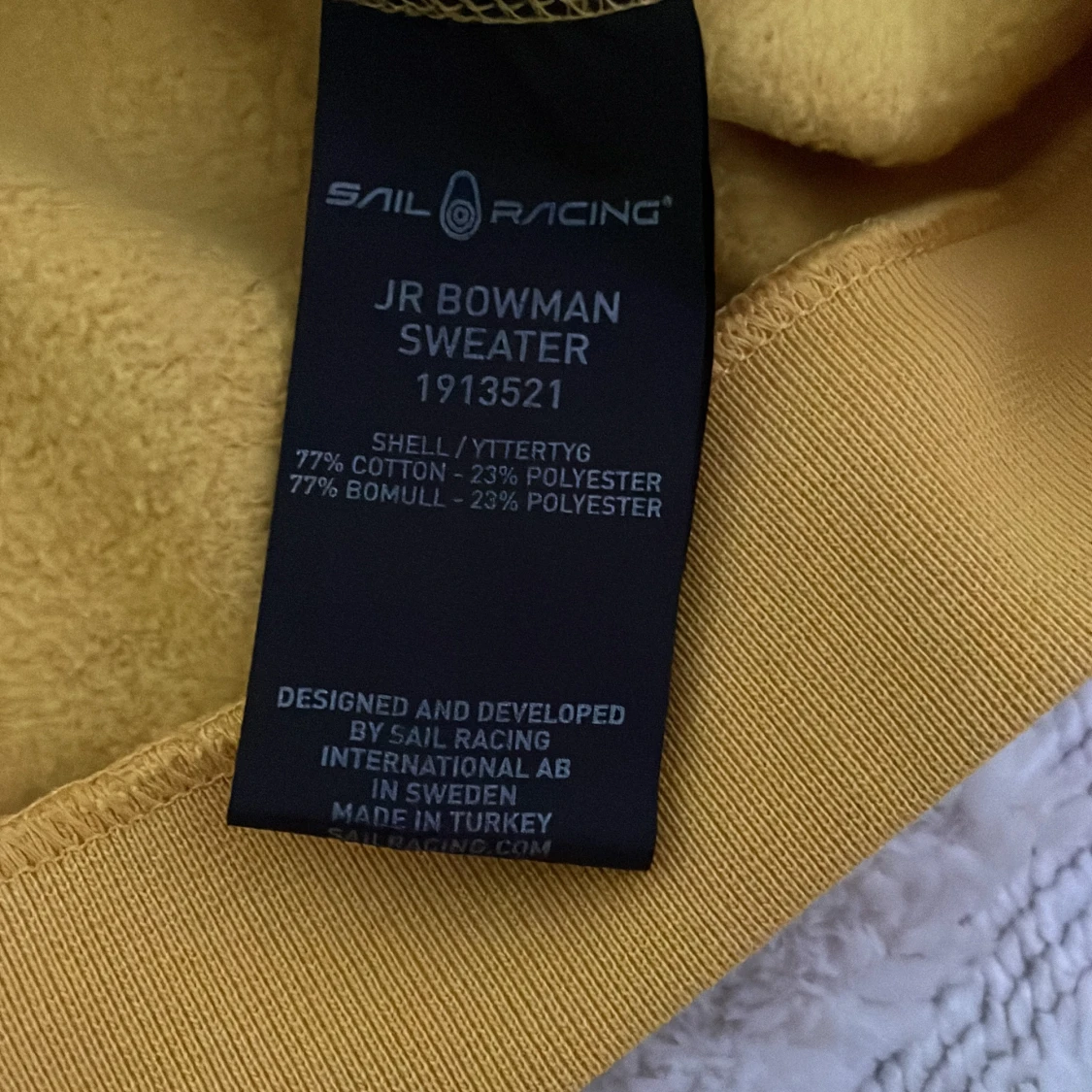 Gul sweatshirt från Sail Racing - 3