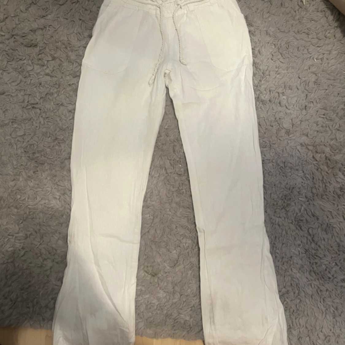 Vita linnebyxor med dragsko från Roxy - 1