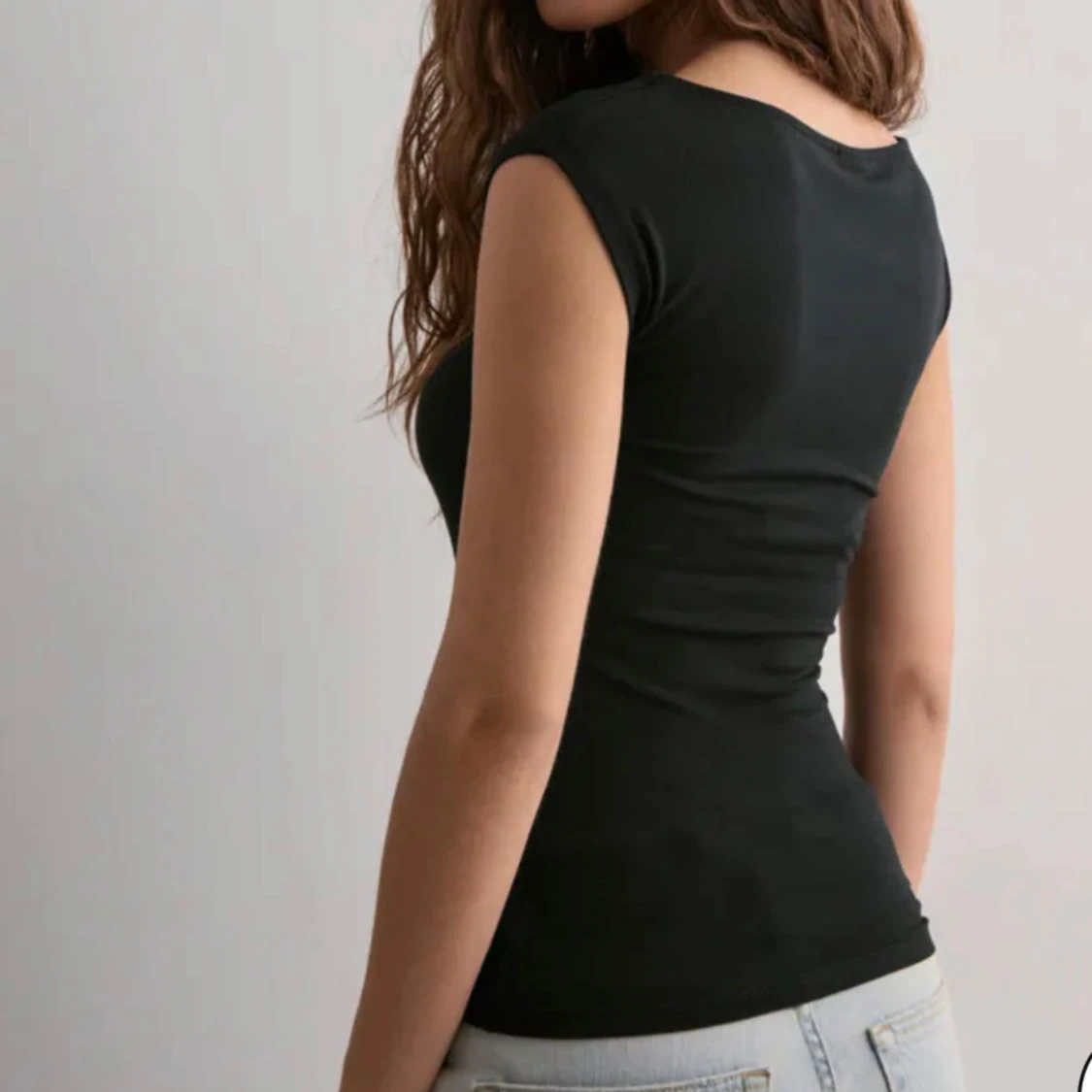 Svart topp - 1