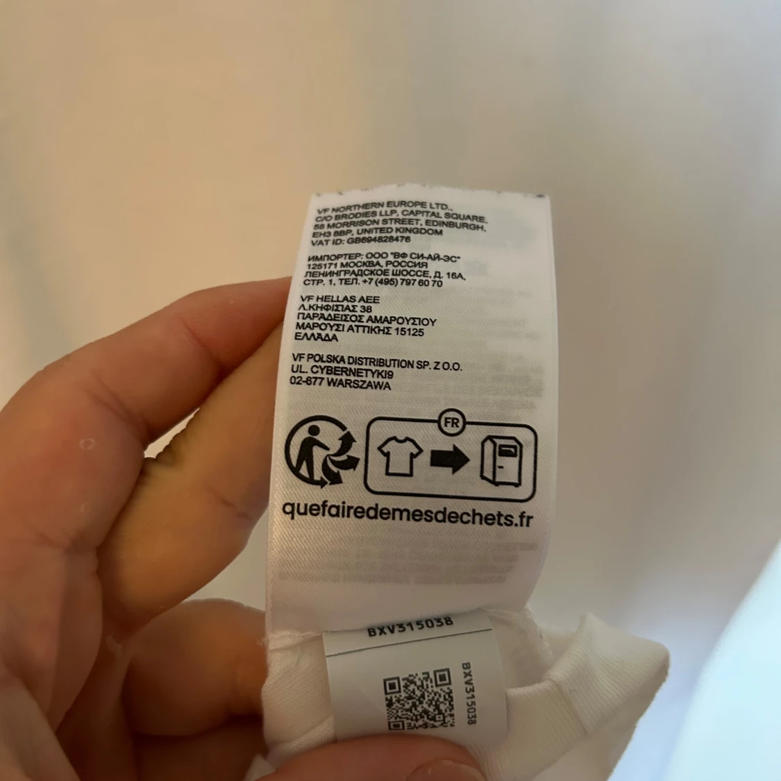 Vit t-shirt från The North Face/ byte - 3