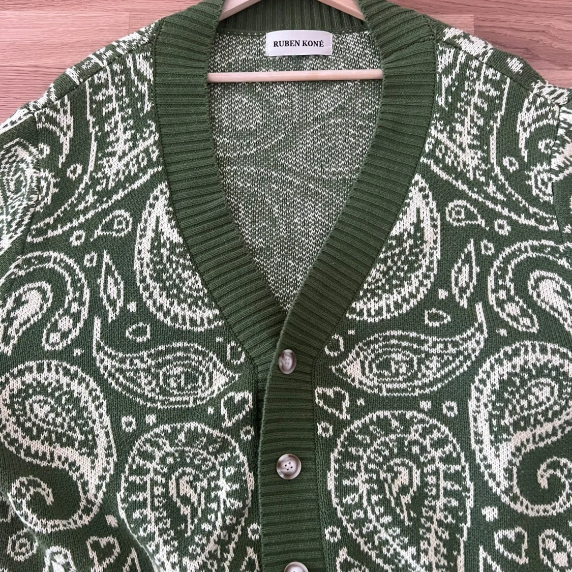 Grön paisleymönstrad kofta Ruben Koné - 1