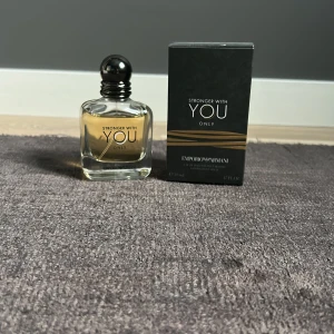 Stronger With You - En stilren herrparfym från Emporio Armani, Stronger With You Only. 50 ml ungefär 15 sprut använd
