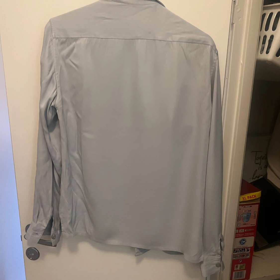 Ljusgrå skjorta från Sandro - 2