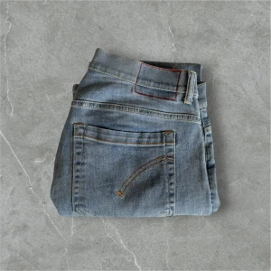 Dondup jeans  - Ljusblå Dondup jeans i storlek 33 / jättebra skick / Hör av dig vid funderingar 