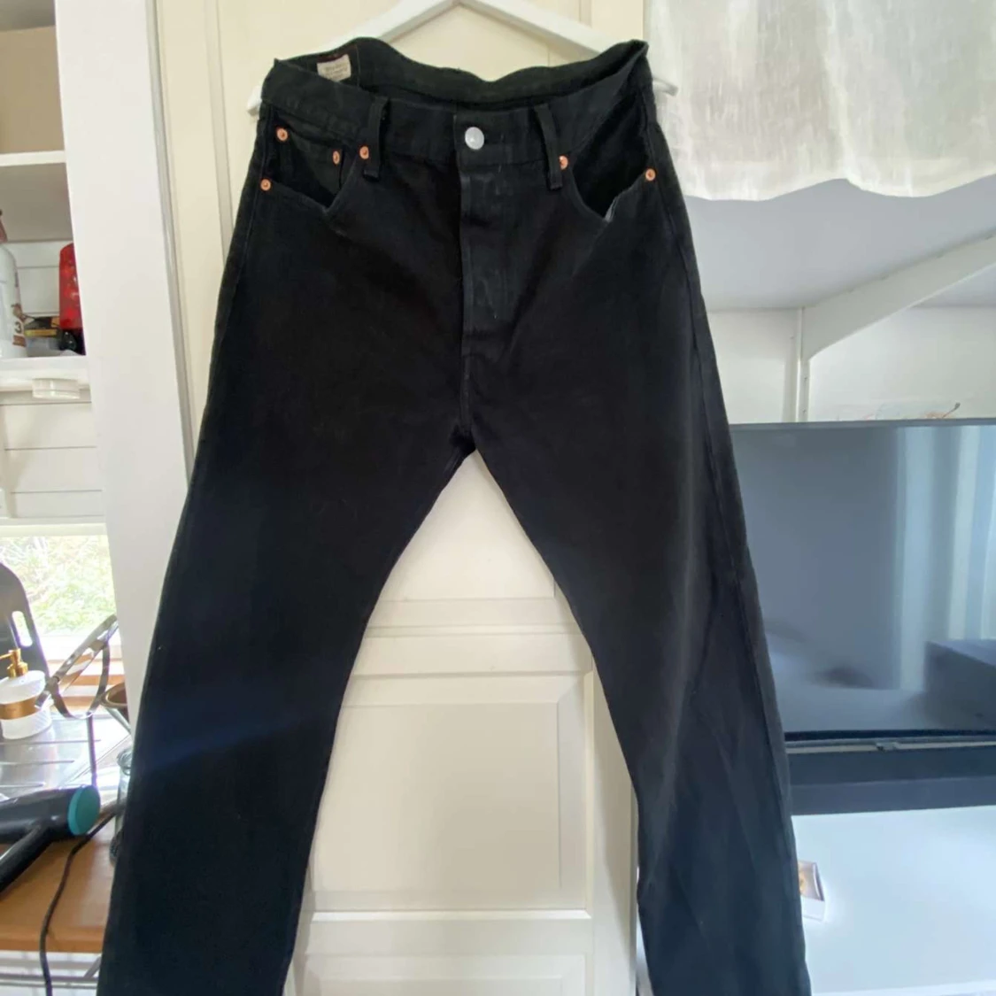 Svarta Levi's 501 jeans