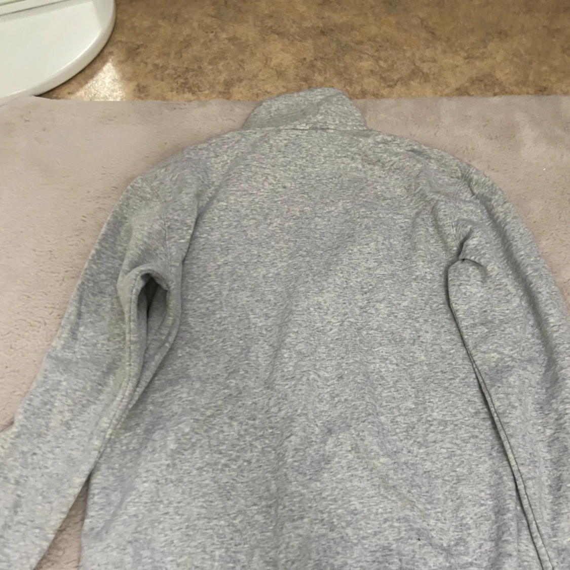 Grå halvzip sweatshirt från H&M - 2
