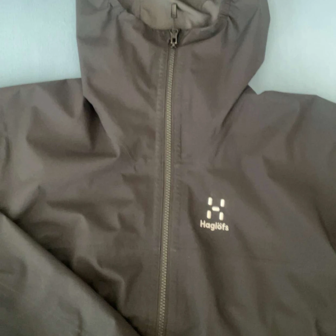Svart vindjacka från Haglöfs - 2