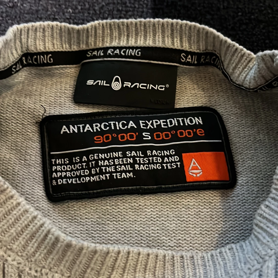 Ljusgrå ribbad tröja från Sail Racing - 2