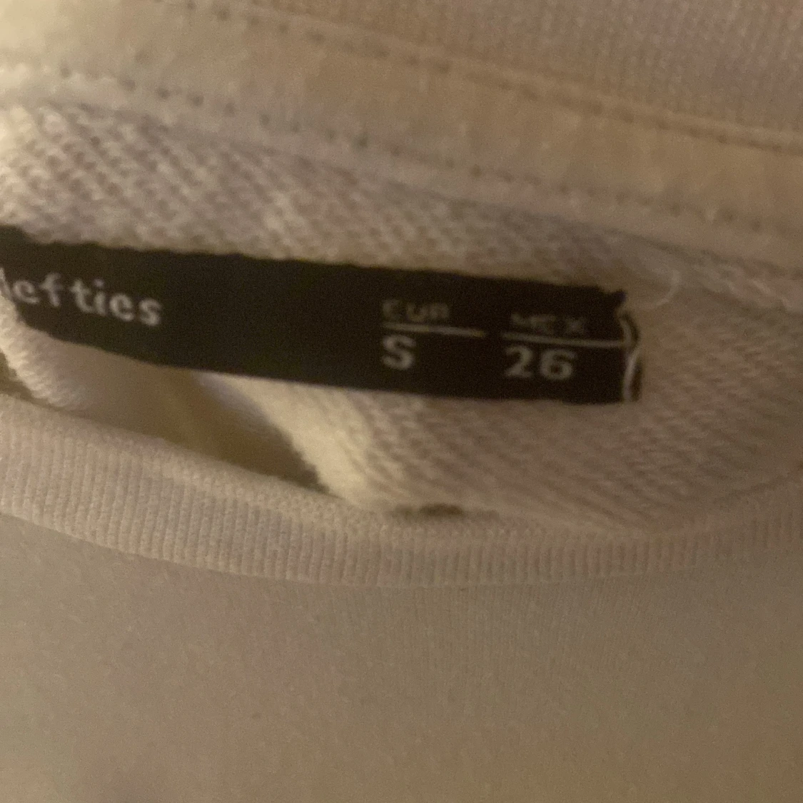 Vit sweatshirt med FUTURE-tryck Lefties - 2