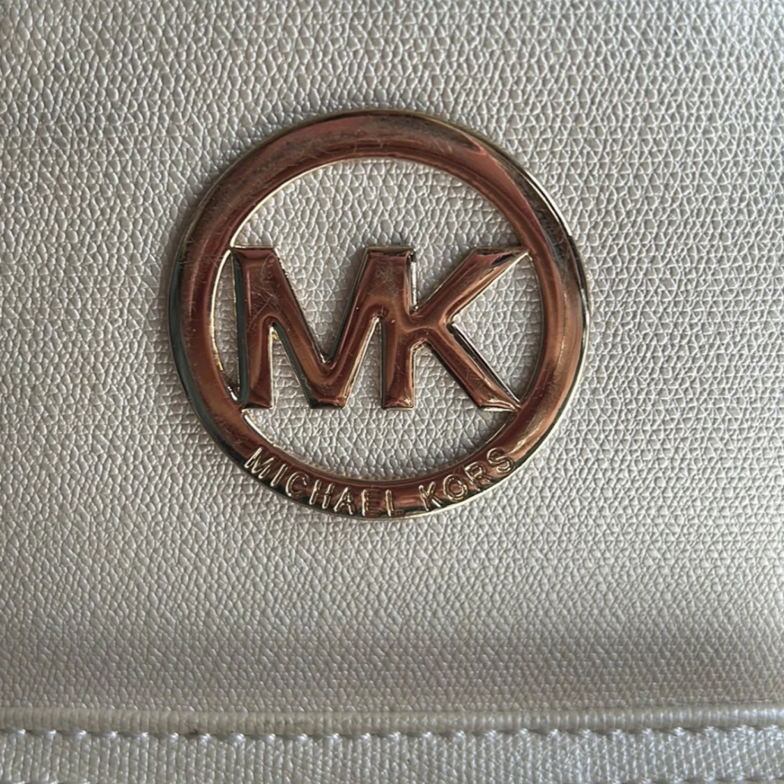 Beige ryggsäck från Michael Kors - 1