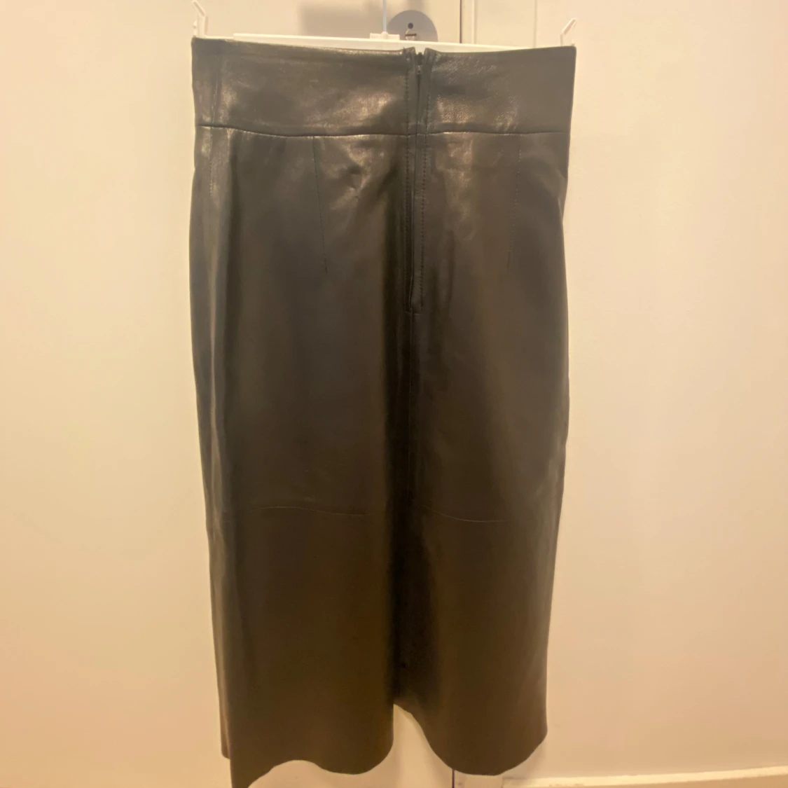 Arket, skinnkjol, svart - 1