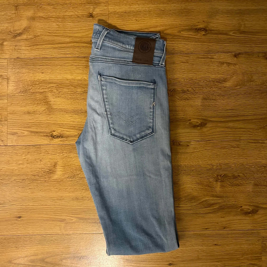 Ljusblåa replay anbass  - 4