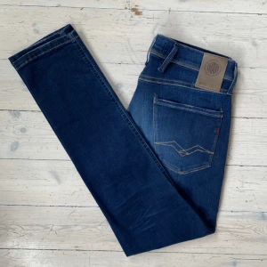 Replay Anbass HYPERFLEX jeans  - Jävligt najs Replay Anbass Hyperflex jeans i perfekt skick 🙌 skriv vid fråga 👍 