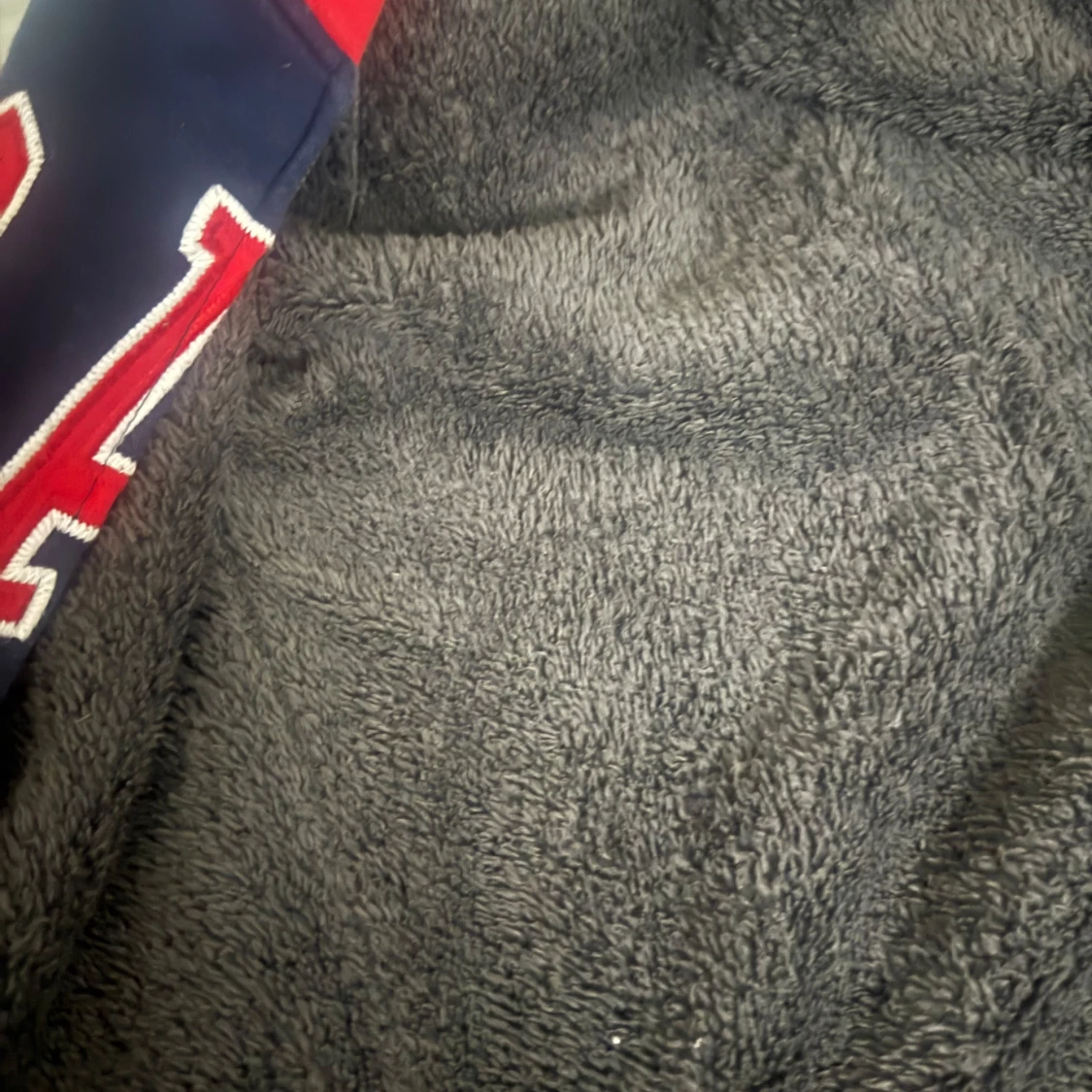 Blå och röd hoodie från GAP Kids - 2