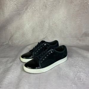 Lanvin skor -  Mycket fint skick | Size UK 6| fraktar spårbart inom 24 timmar | för att köpa klicka ”köp nu” | vid frågor eller funderingar skriv en meddelande |