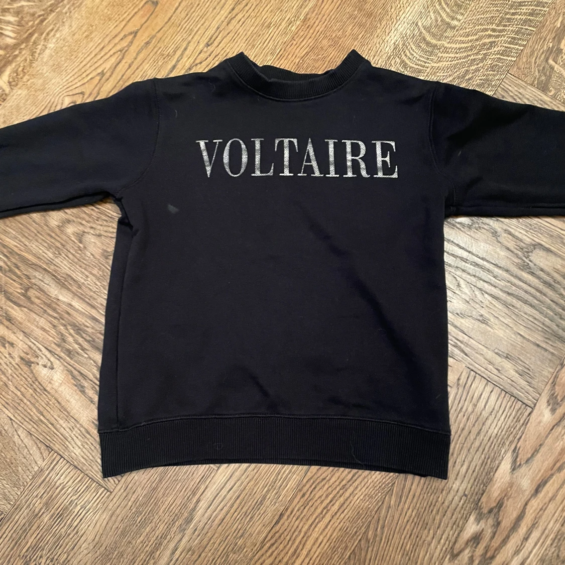 Svart sweatshirt från Zadig & Voltaire