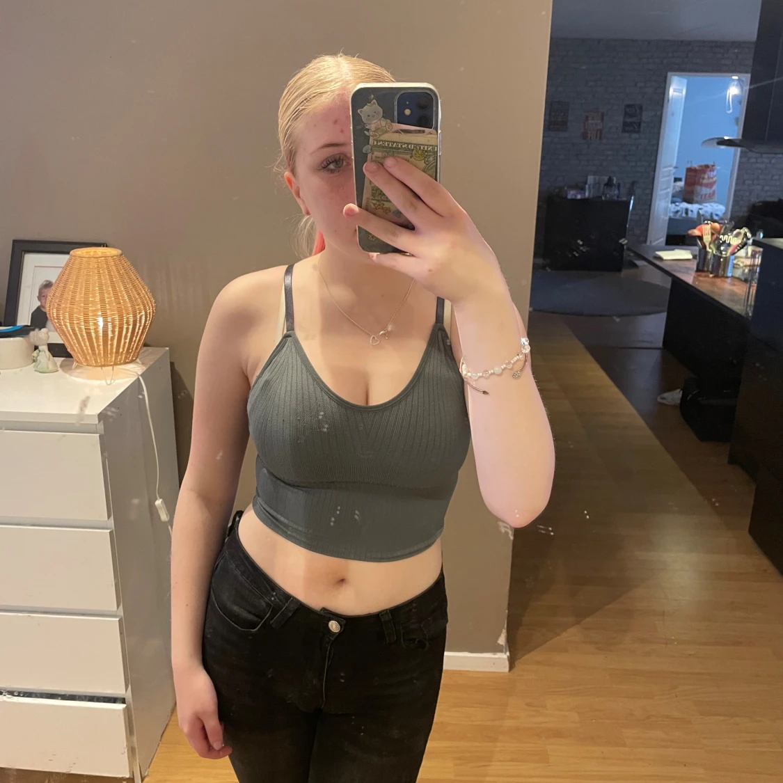 Mörkgrön ribbad croppad linnetopp