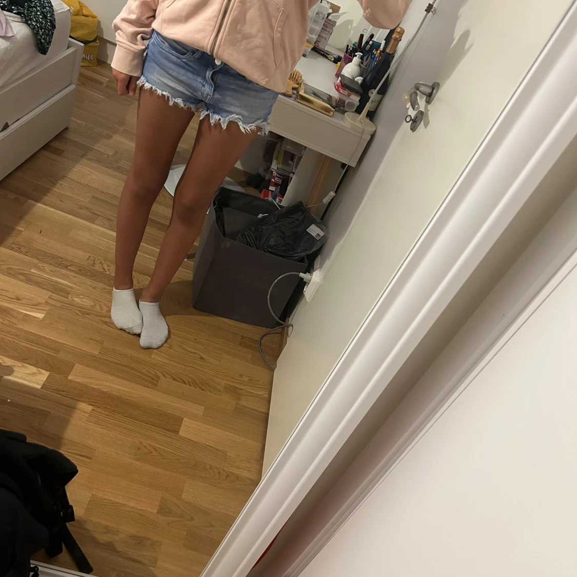 Ljusrosa hoodie från Lyle & Scott