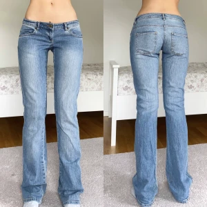 buffalo jeans  - midja: 74 innerben: 89. lågmidjade straight jeans, vintage från Buffalo London
