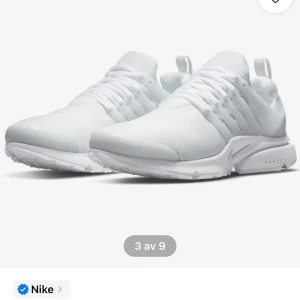 Nike Presto helvita sneakers - Nike Presto sneakers i helvitt med stilren design. Har skorna i storlek 40 och 45